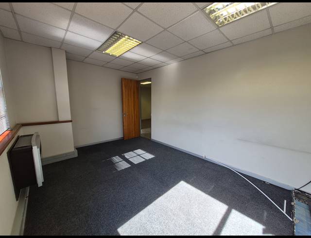 190M² OFFICE TO LET IN SANDTON CENTRAL